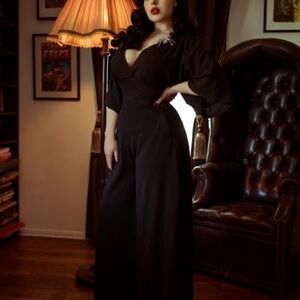 La Femme En Noir Black Widow Palazzo Pants